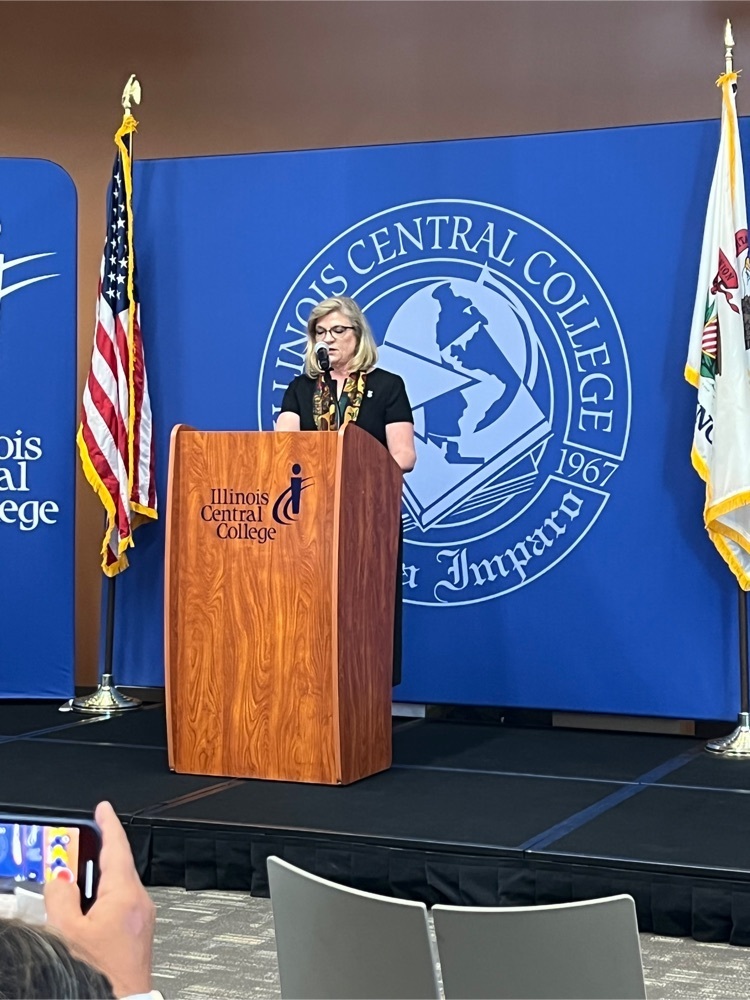 Dr. Sheila Quirk Bailey gives remarks